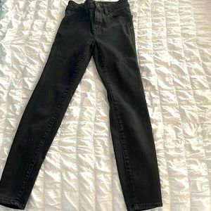 American Eagle Black  high rise skinny jean